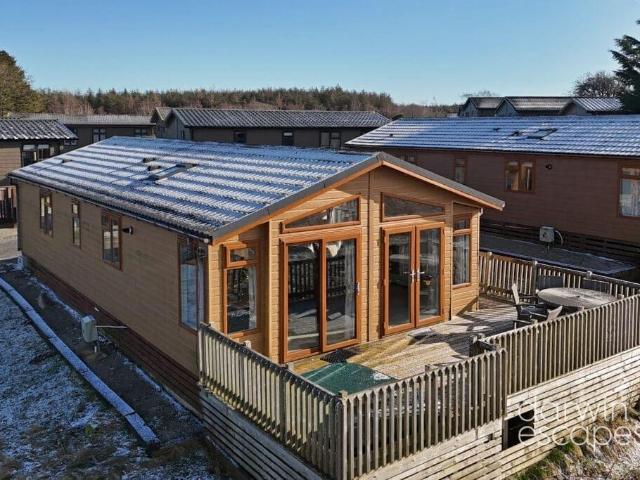 3 bedroom lodge for sale
