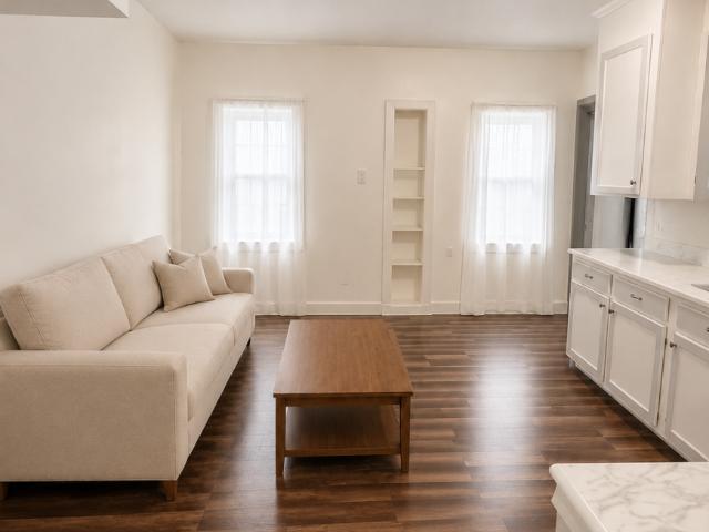 3 bedroom, Los Angeles CA 90037 103198397