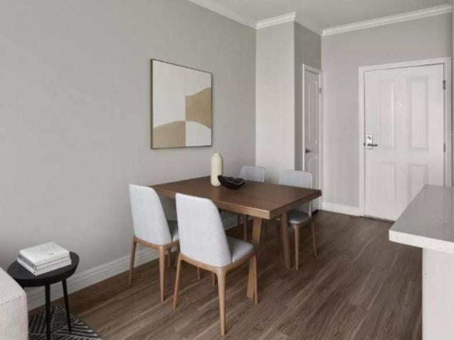 3 bedroom, Los Angeles CA 91601 103315291