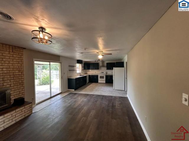 3 bedroom, Lawton OK 73505 103446925