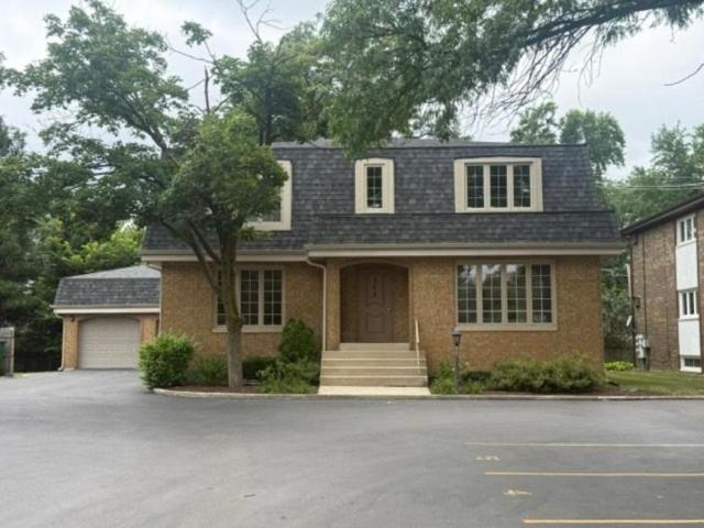 3 bedroom, La Grange IL 60525 105184364