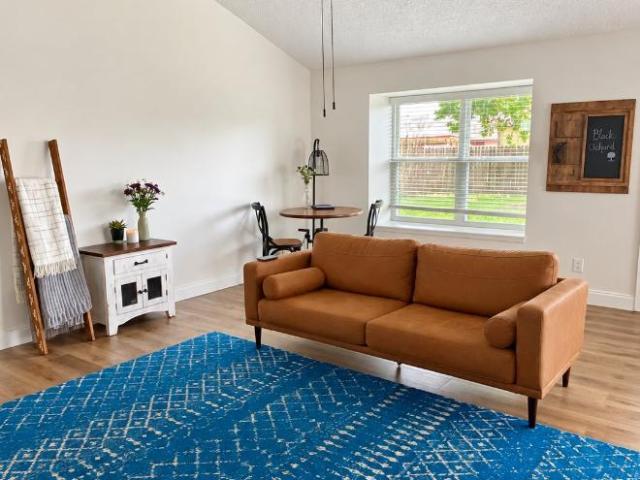 3 bedroom, La Porte TX 77571 106215569