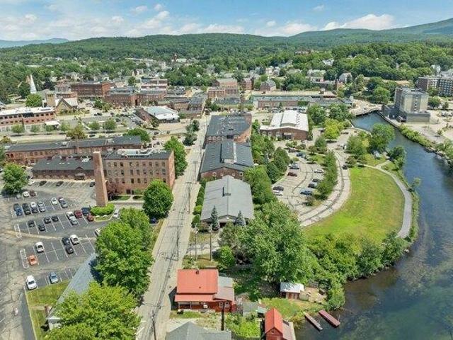 3 bedroom, Laconia NH 03246 105650916