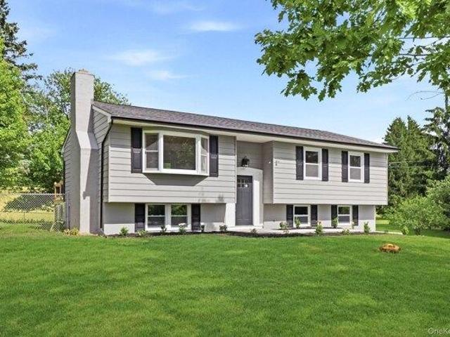 3 bedroom, Lagrangeville NY 12540 105289293