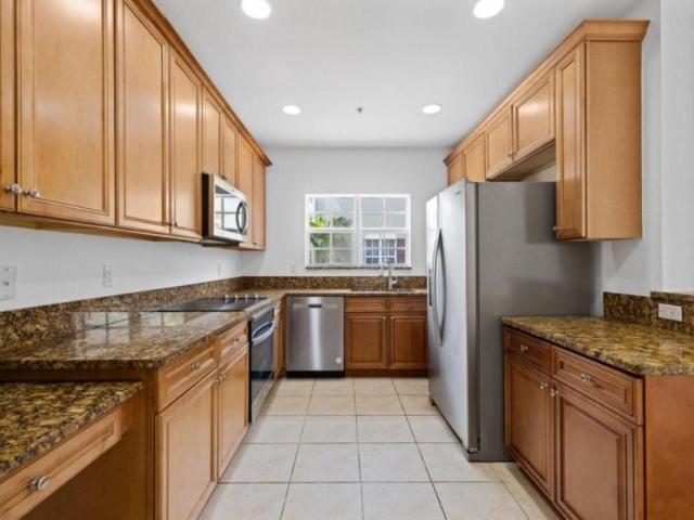 3 bedroom, Lake Worth Beach FL 33460 LS105733185