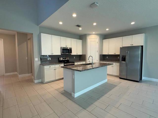 3 bedroom, Lake Worth Beach FL 33467 106076728