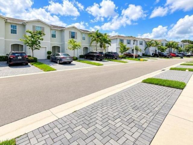 3 bedroom, Lake Worth FL 33467 106217655