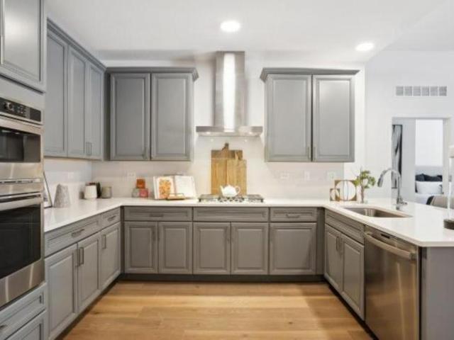 3 bedroom, Lake Forest IL 60045 105668330