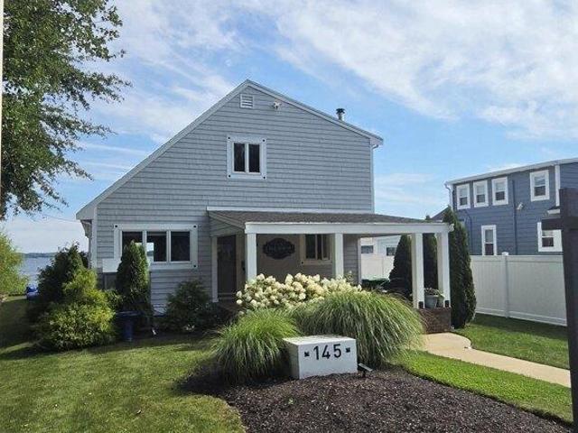 3 bedroom, Lakeville MA 02347 105494336