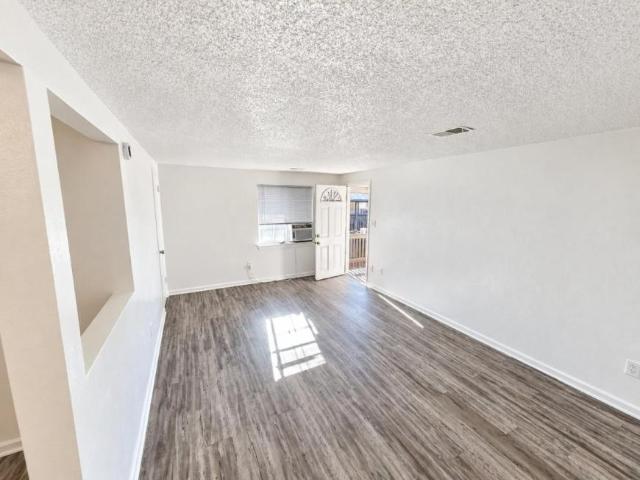 3 bedroom, Lakewood CO 80214 105779566
