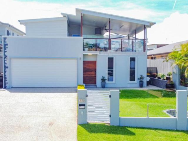 3 Bedroom House Lammermoor QLD 101672492
