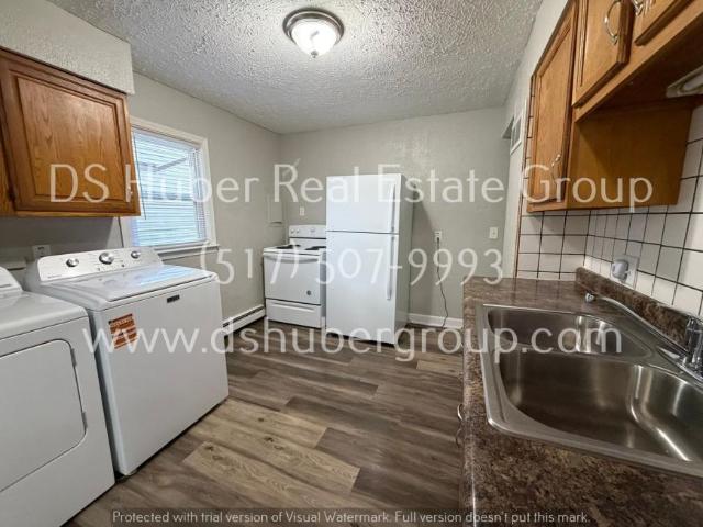 3 bedroom, Lansing MI 48910 104615618