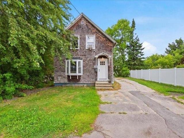3 bedroom, Lewiston ME 04240 105753767