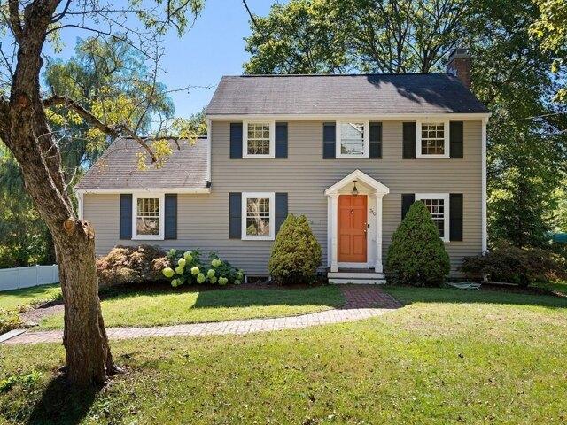 3 bedroom, Lexington MA 02421 105493111