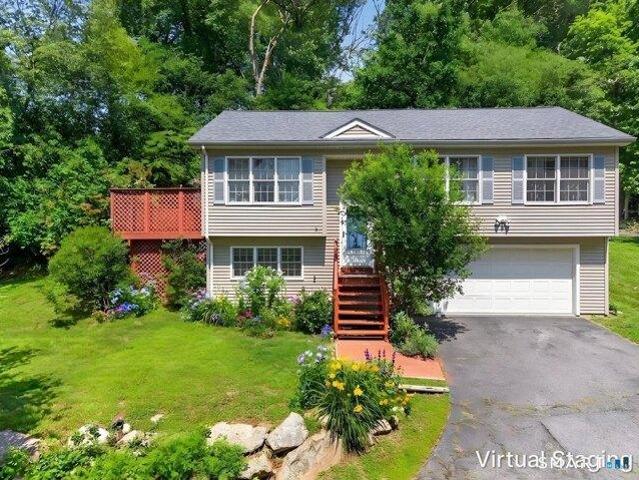 3 bedroom, Ledyard CT 06335 105277111