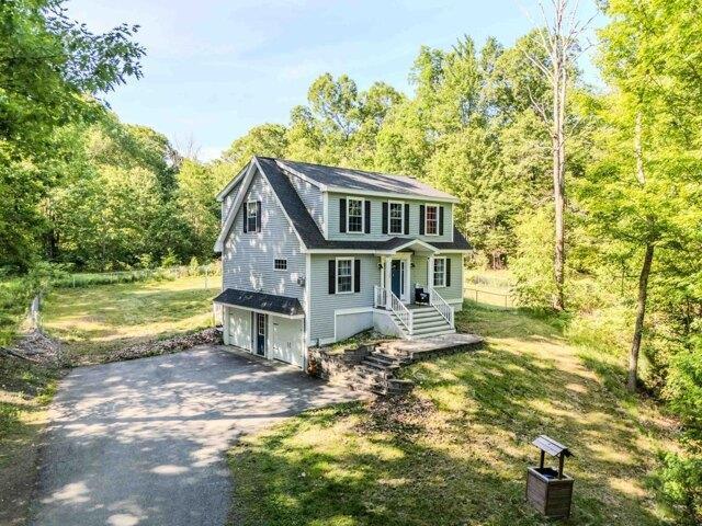 3 bedroom, Lee NH 03861 104852439