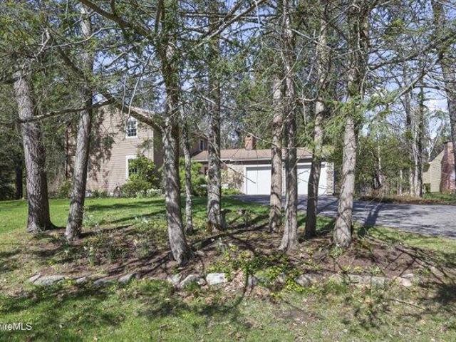 3 bedroom, Lenox MA 01240 104482139