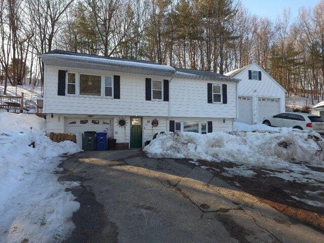 3 bedroom, Leominster MA 01453 104331032