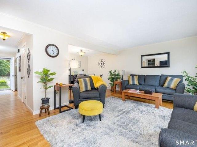 3 bedroom, Litchfield CT 06759 104761946