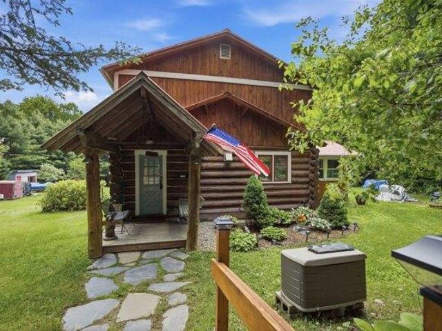 3 bedroom, Littleton NH 03561 104513206