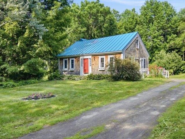 3 bedroom, Livermore ME 04253 104833305