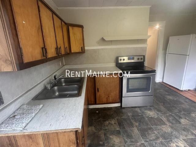 3 bedroom, Livermore Falls ME 04254 105840002