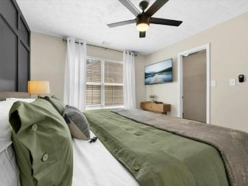 3 bedroom, Lilburn Lilburn 30047 5875 75826032