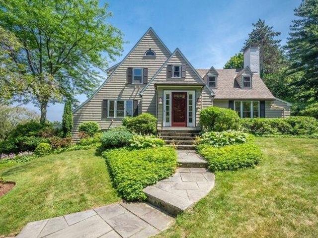 3 bedroom, Lincoln MA 01773 105537400