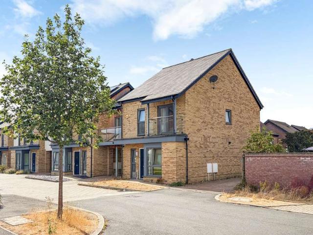 3 Bedroom Link Detached House