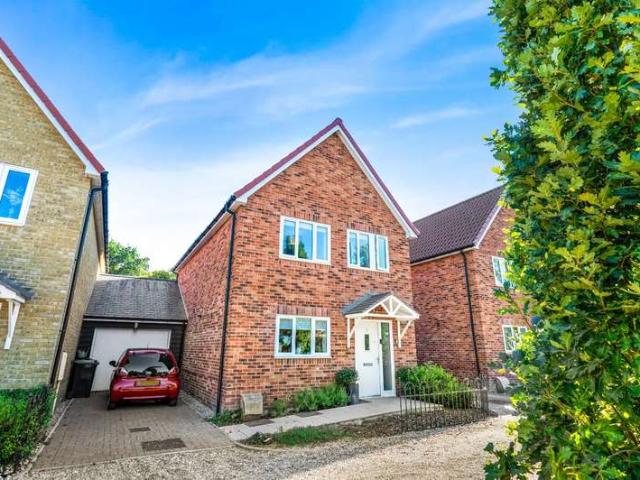 3 Bedroom Link Detached House