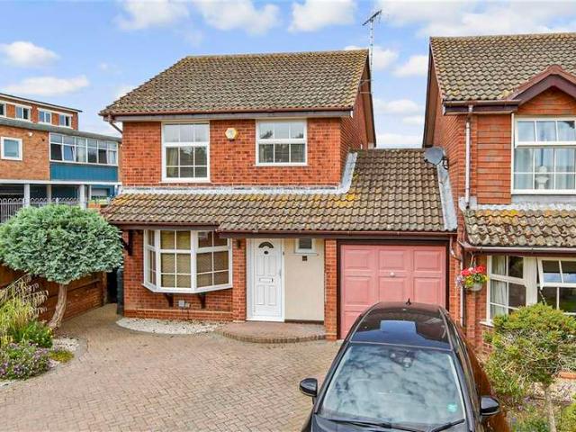 3 Bedroom Link Detached House