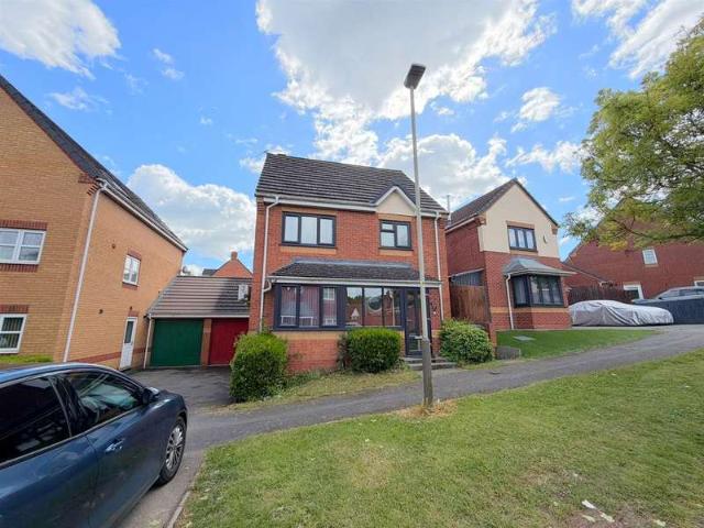 3 Bedroom Link Detached House