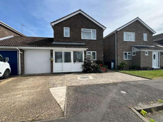 3 Bedroom Link Detached House