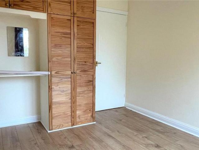 3 bedroom link detached house to rent