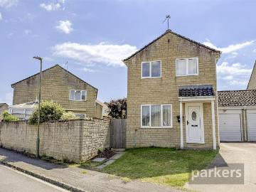 3 bedroom link detached house to rent