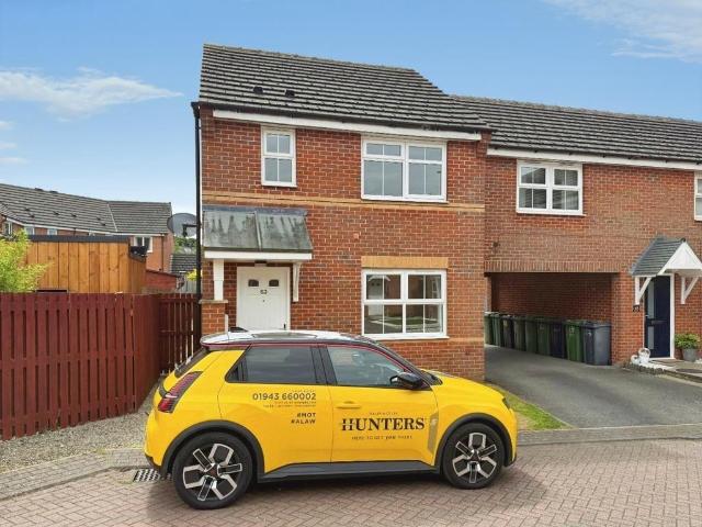 3 bedroom link detached house to rent