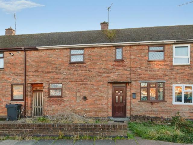 3 bedroom link detached house for sale