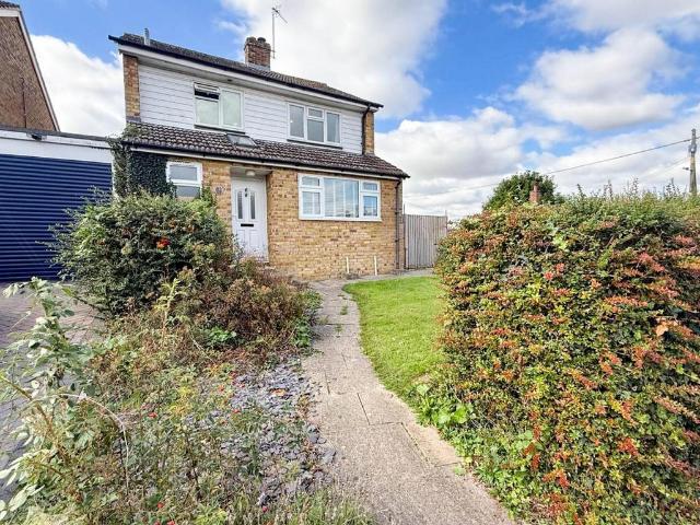 3 bedroom link detached house for sale