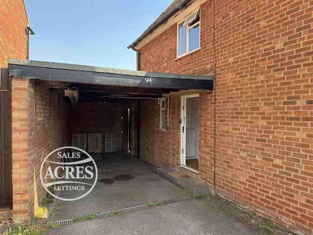 3 bedroom link detached house for sale