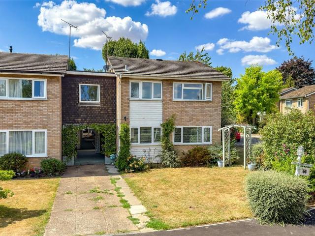 3 bedroom link detached house for sale