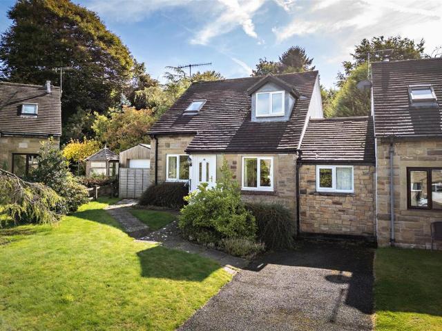 3 bedroom link detached house for sale