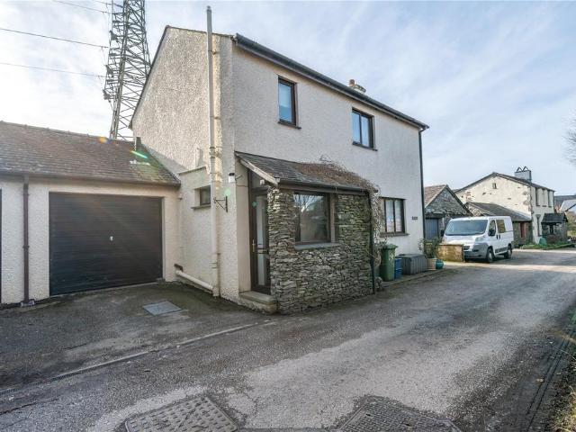 3 bedroom link detached house for sale