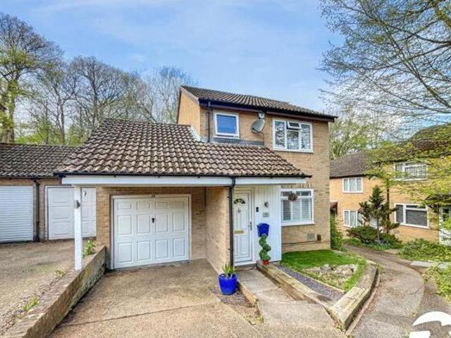 3 Bedroom Link Detached House For Sale In Walderslade Woods, Kent