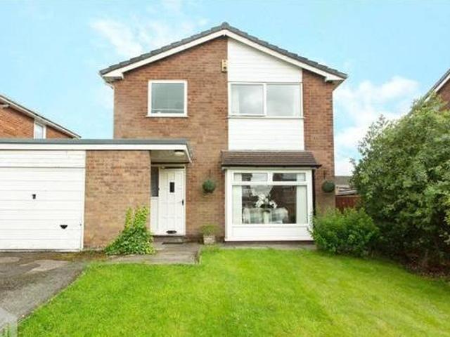 3 bedroom link detached house for sale in Green Bank Harwood Bolton BL2 BL2