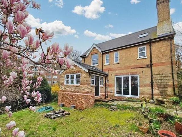 3 Bedroom Link Detached House For Sale In Poole, Dorset