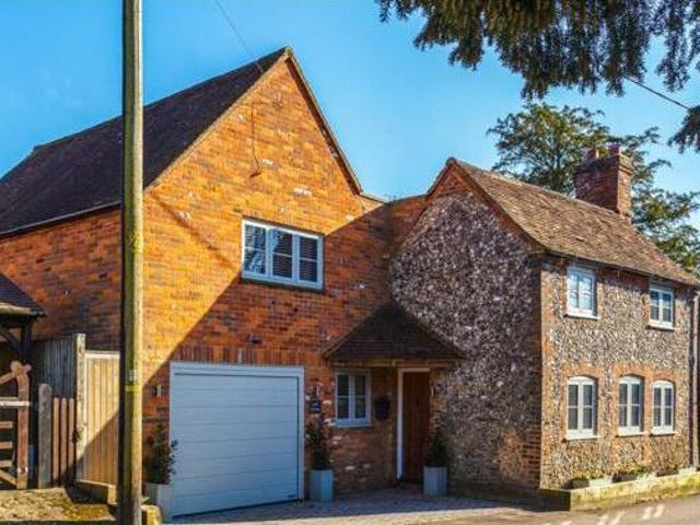 3 Bedroom Link Detached House For Sale In Princes Risborough