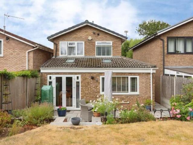 3 bedroom link detached house for sale in Rowood Drive, Solihull, B92
