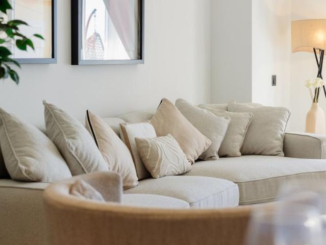 3 bedroom luxury apartment with sea views, Elviria Hills, Marbella East