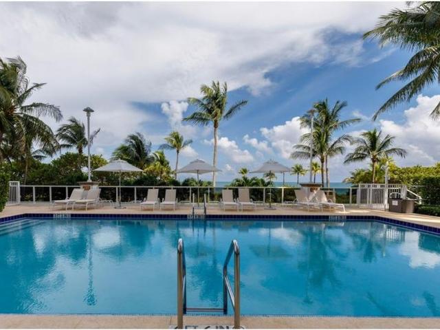 3 bedroom luxury Apartment for sale in Bal Harbour, Florida