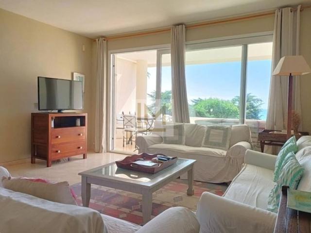3 bedroom luxury Apartment for rent in Guadalmansa, Estepona, Andalusia